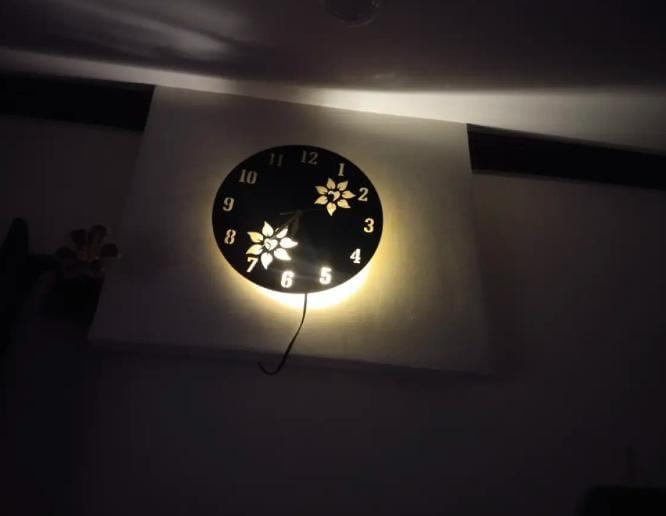 Flower Wooden Clock With Premium Light